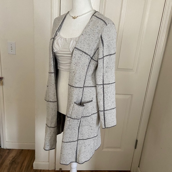 APT. 9 Grey Striped Long Cardigan - Picture 2 of 11